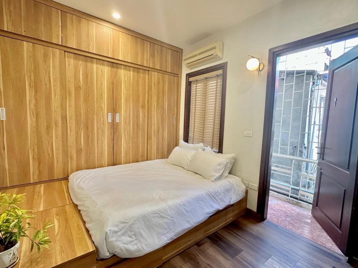 Private House 2 Bedroom & Rooftop * Hanoi