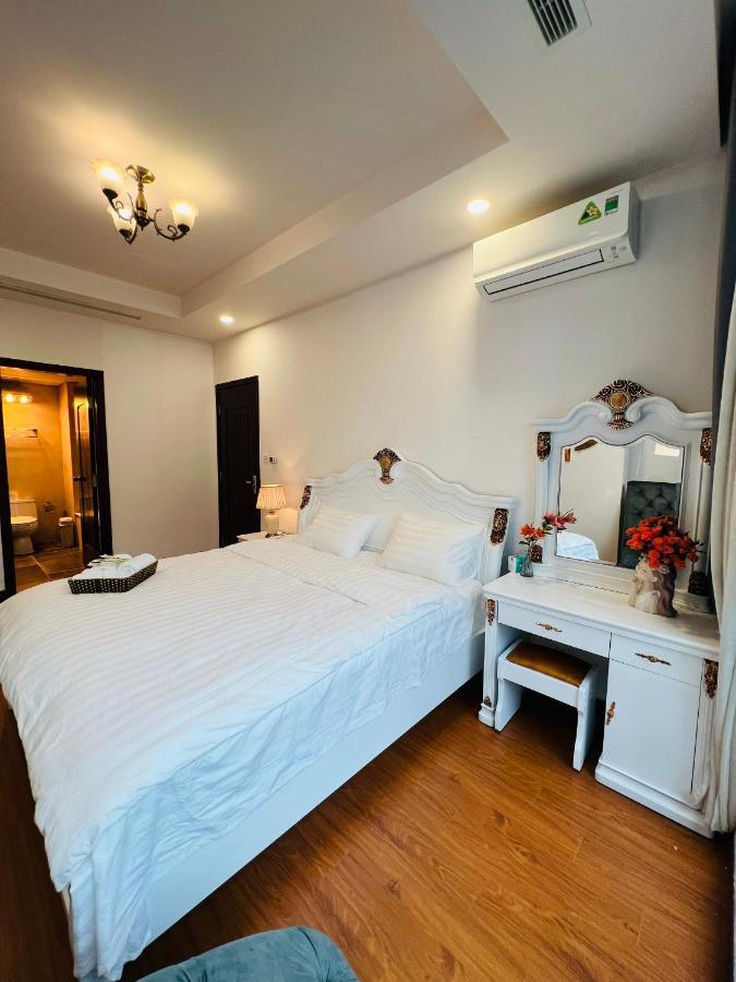 Vinhomes Royal 72 Nguyen Trai Thanh Xuan Ha Noi * Hanoi