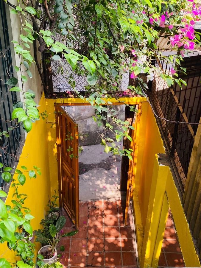Hostel Chu Nhat Cafe & - 12 Ngo 41 Duong Lang - Co So 1 *