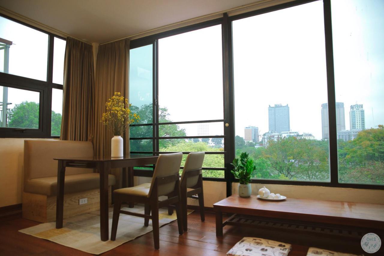 The Center Gem: Lakeside Retreat At Hoan Kiem