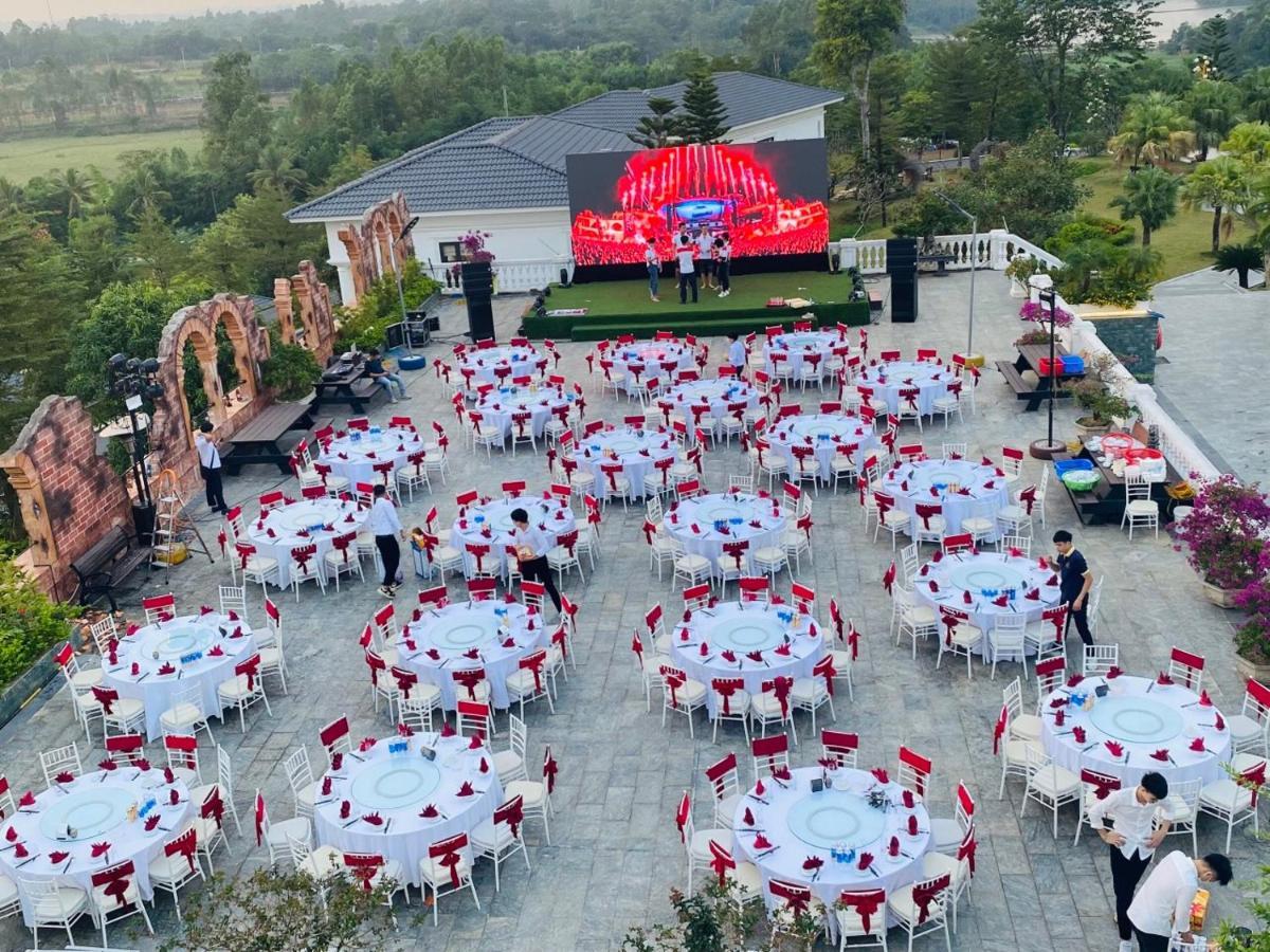 Glory Resort
