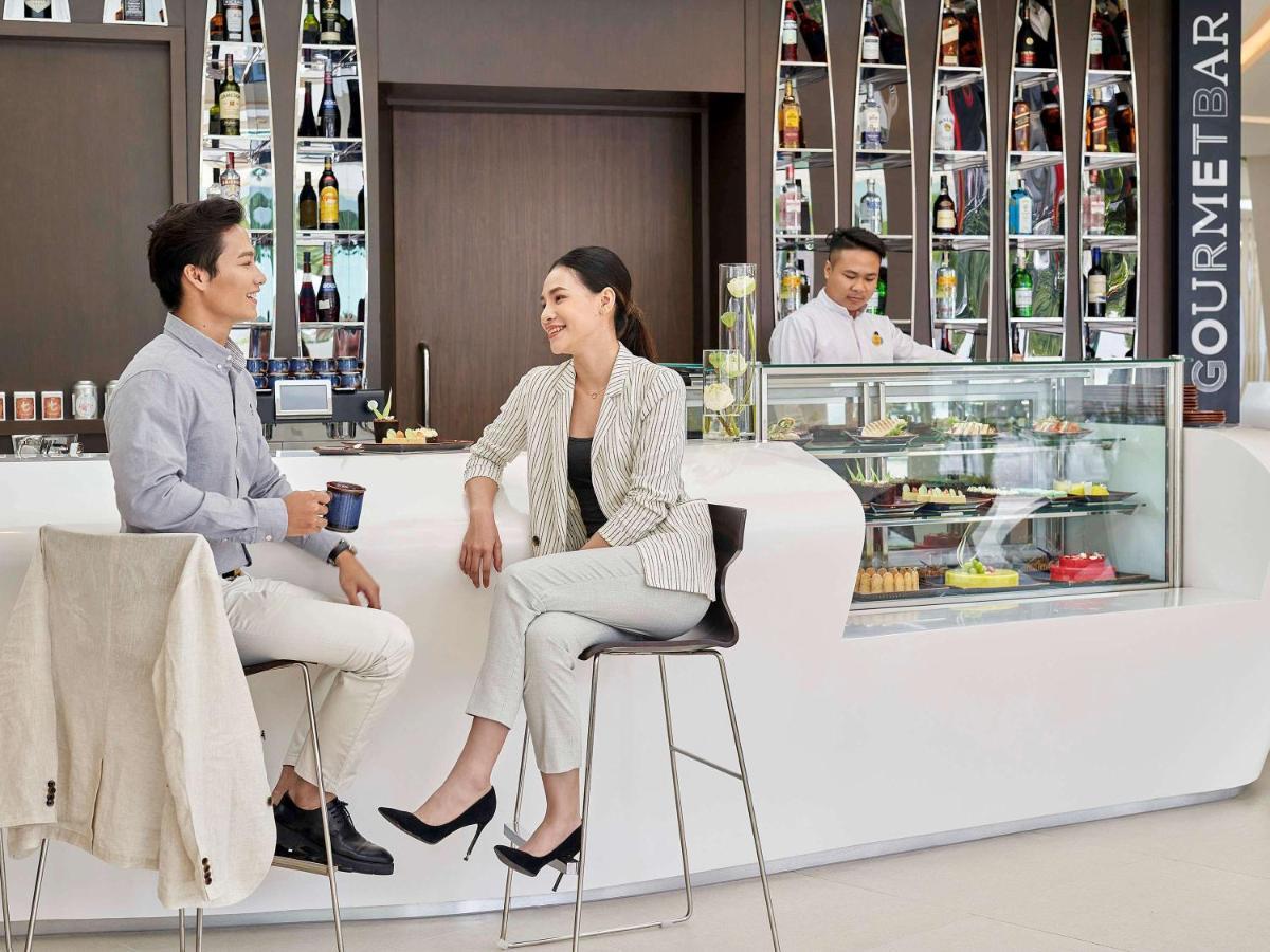Novotel Thai Ha Hotel