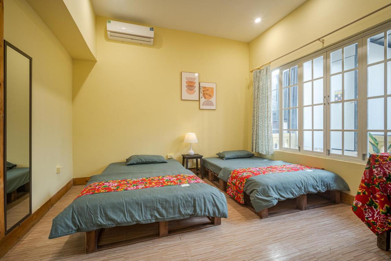 Apartment Retro 80s Hanoi