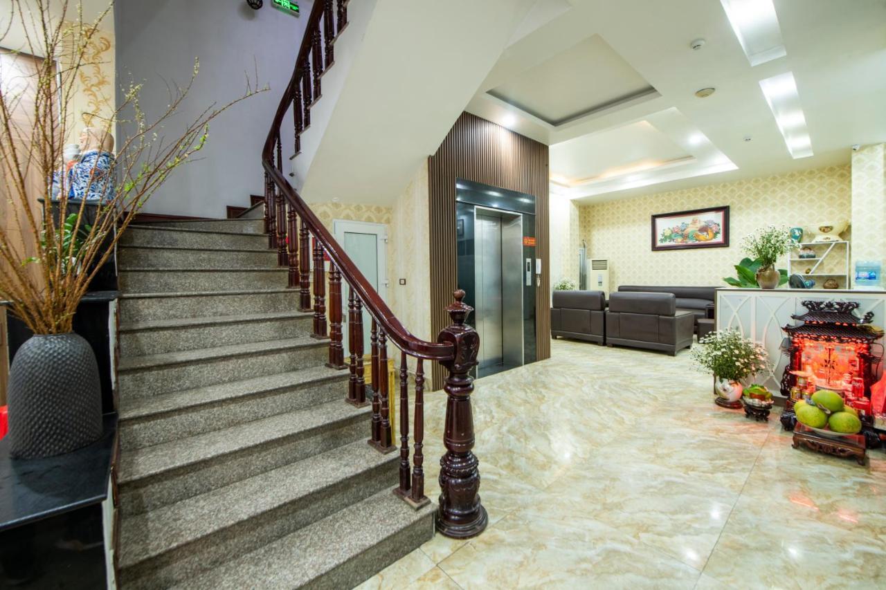 Khach San Sao Hotel