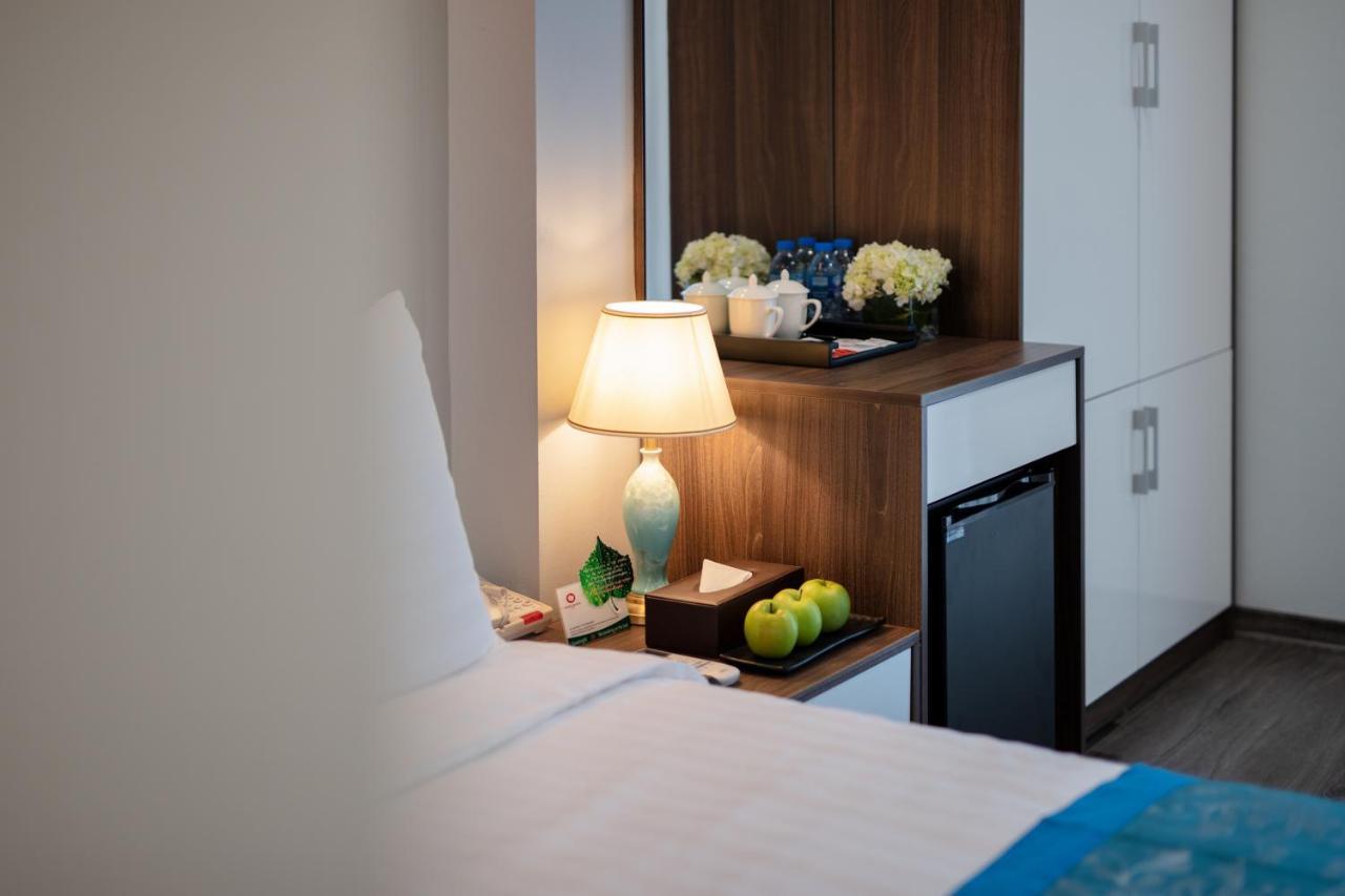 Grand Dragon Hotel