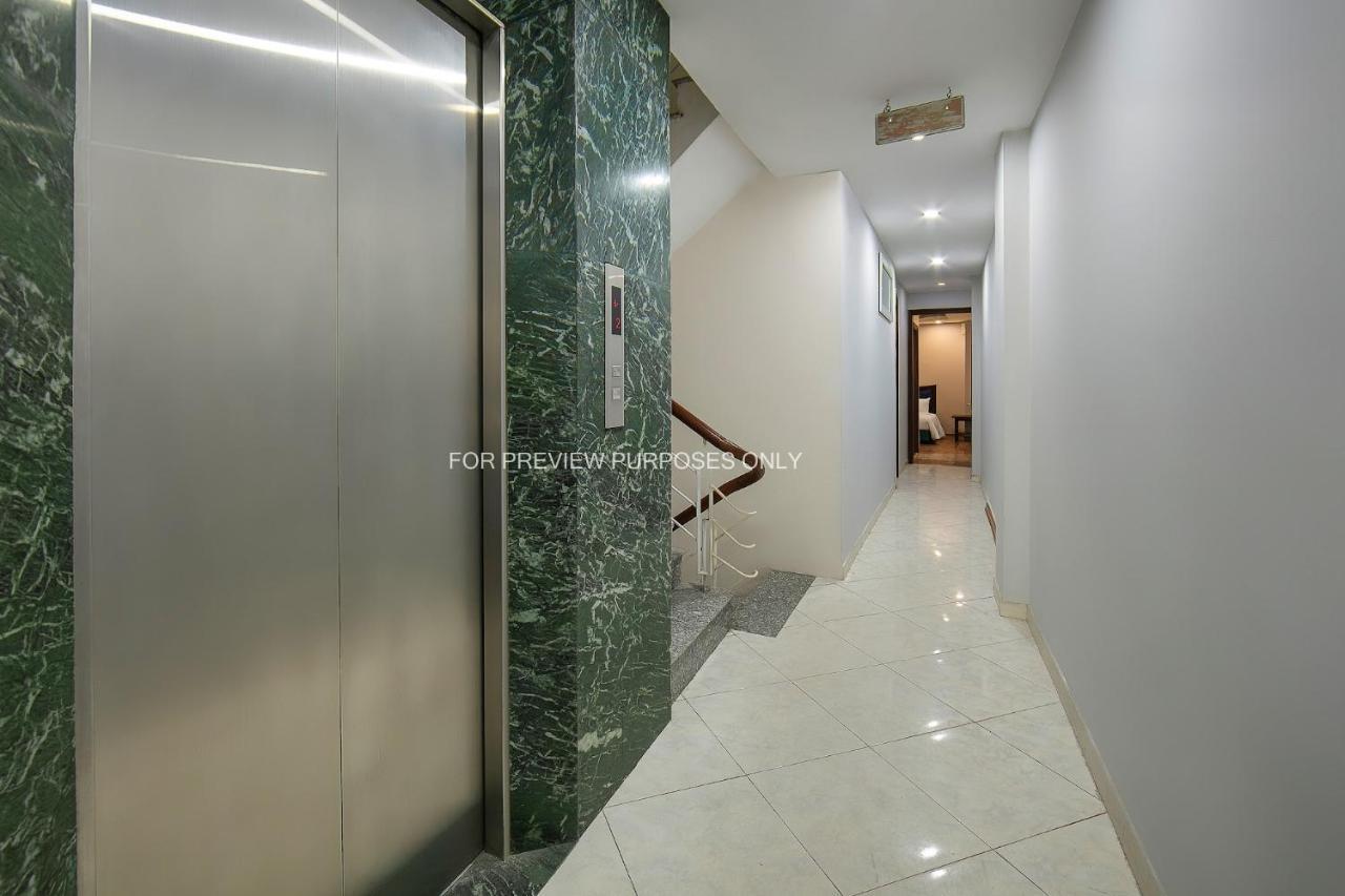 Hotel Cristina Center & 3*