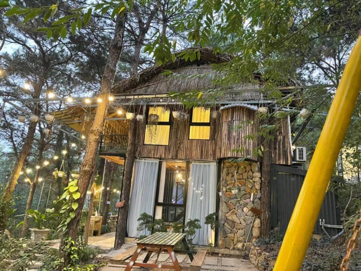 The Moonlight Villa *