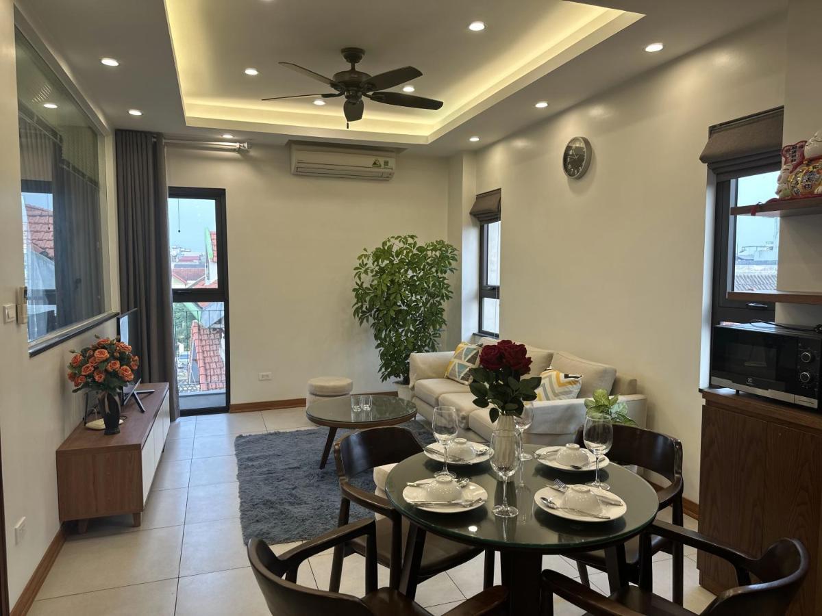 Apartment Luxe Paradise Trinh Cong Son