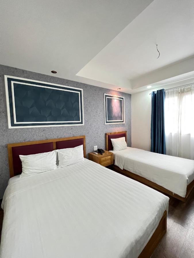 & 3* Hanoi