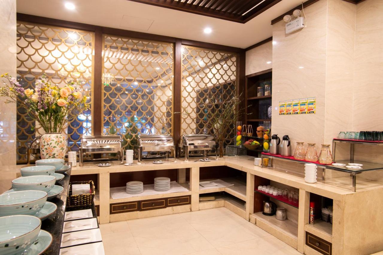 Western Boutique 3*