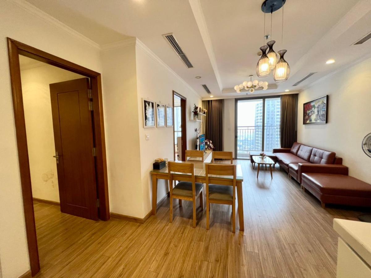 Apartment Bom Homes- Vinhomes Times City- 2br-luxury
