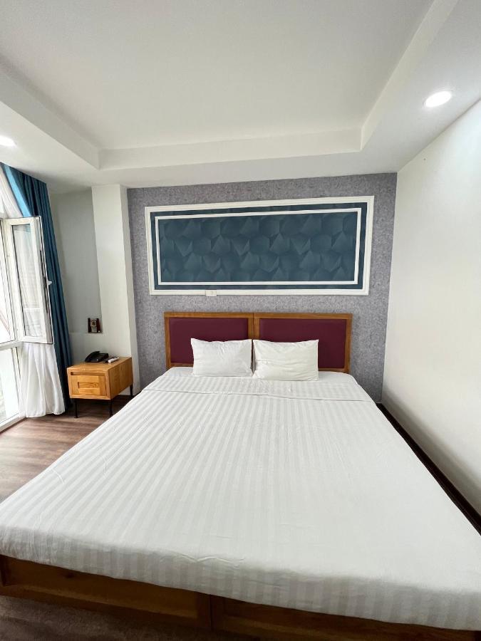 & Hotel 3*