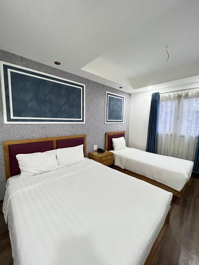 & 3* Hanoi