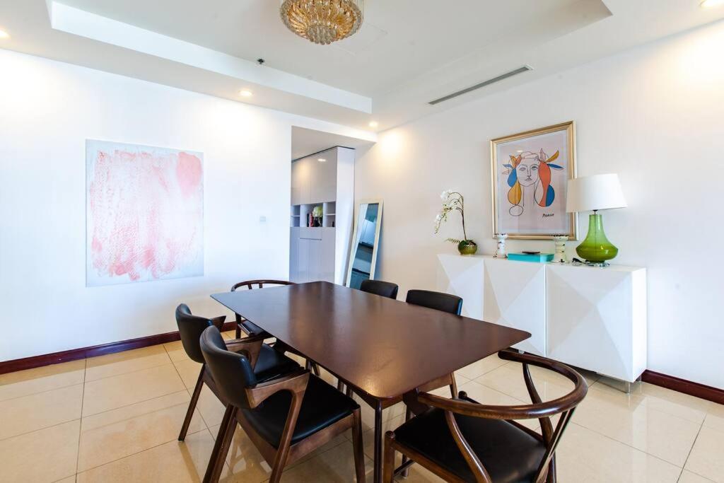 Apartamento Chi's House - Vinhomes Royal - 2br