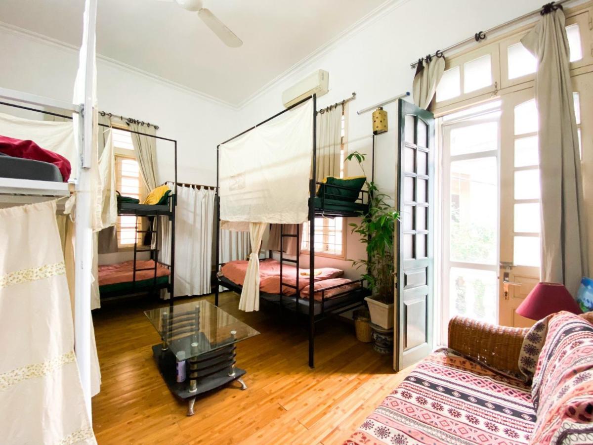 Chu Nhat Cafe & Homestay - So 1 Ngach 38 Ngo 5 Tu Hoa, Tay Ho - Co So 2 Frühstückspension Hanoi