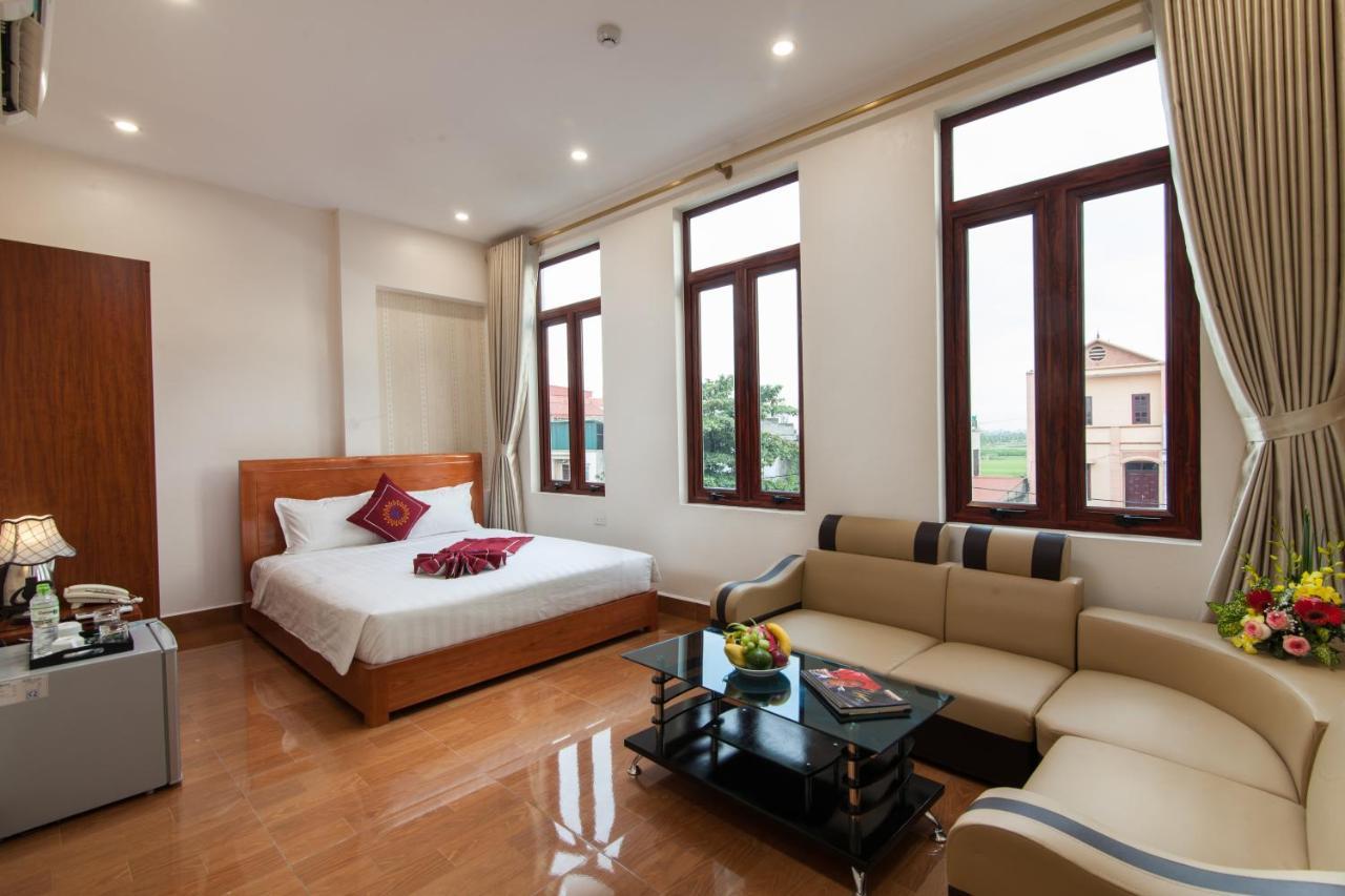 Luxury Airport Hotel 3*