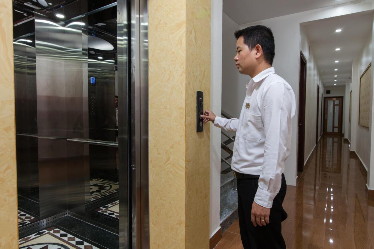 Luxury Airport 3* Hanoi