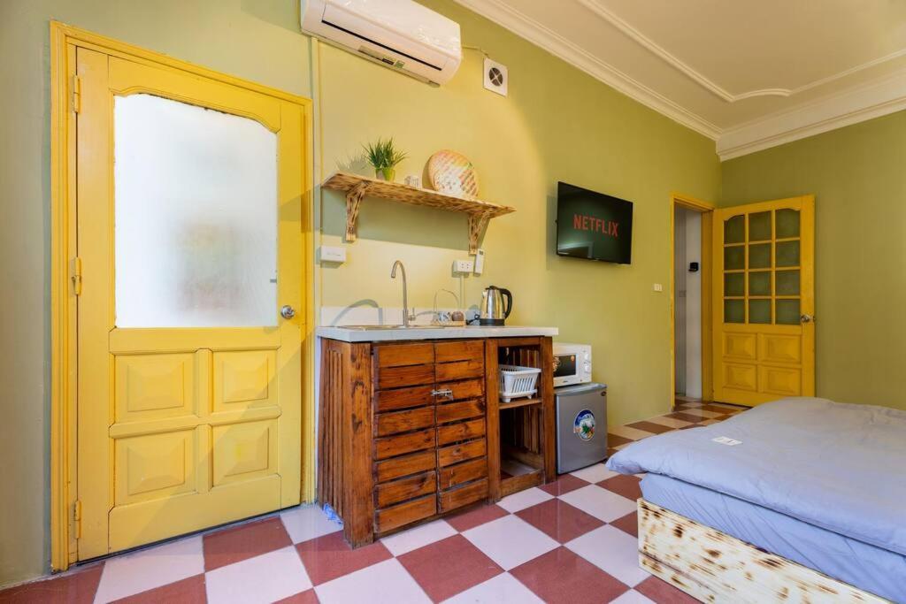 Apartment Heart Of Old Quarter Hanoi