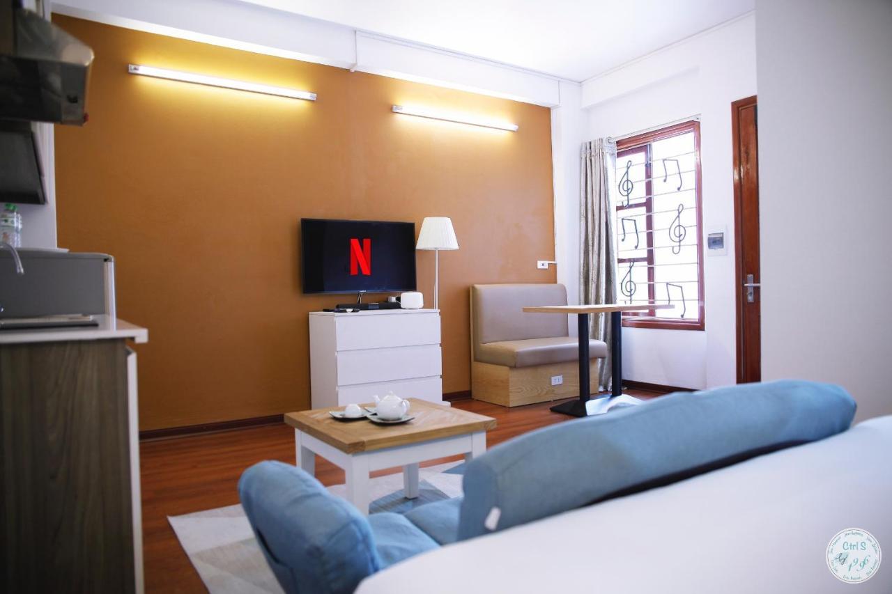 The Center Gem: Lakeside Retreat At Hoan Kiem Apartment Hanoi