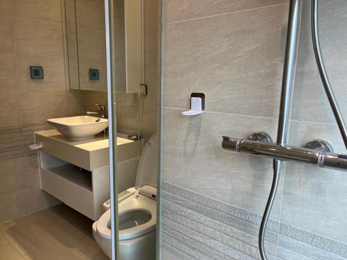 Vinhomes Metropolis Luxury 3br Near Lotte * Hanoi