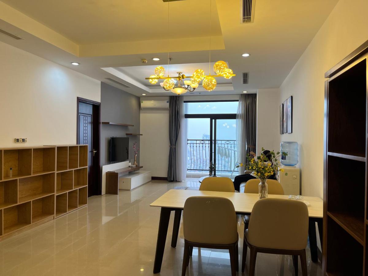 Vinhomes Royal Luxury 2 Br * Hanoi