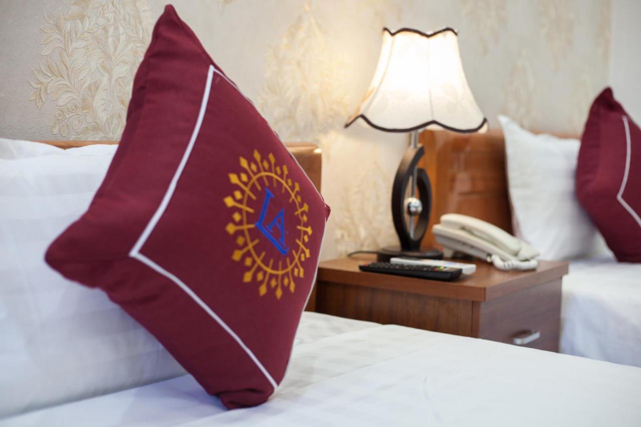 Hotel Luxury Airport