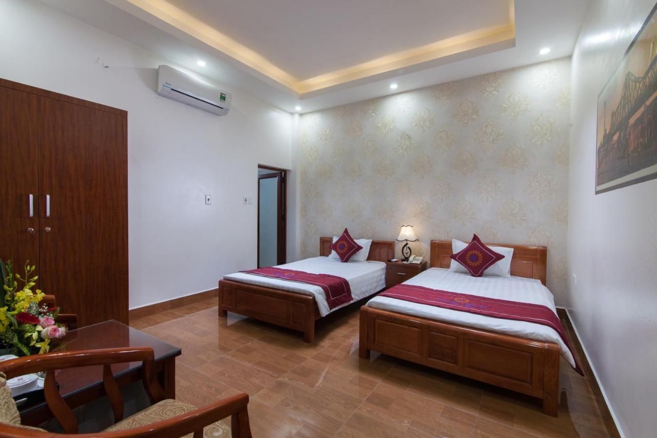 Luxury Airport Hotel 3*