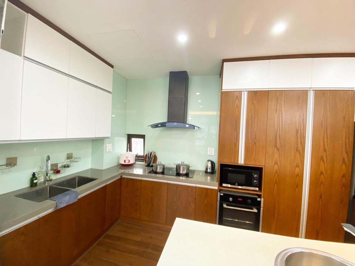 Luxe Paradise Trinh Cong Son Apartment *