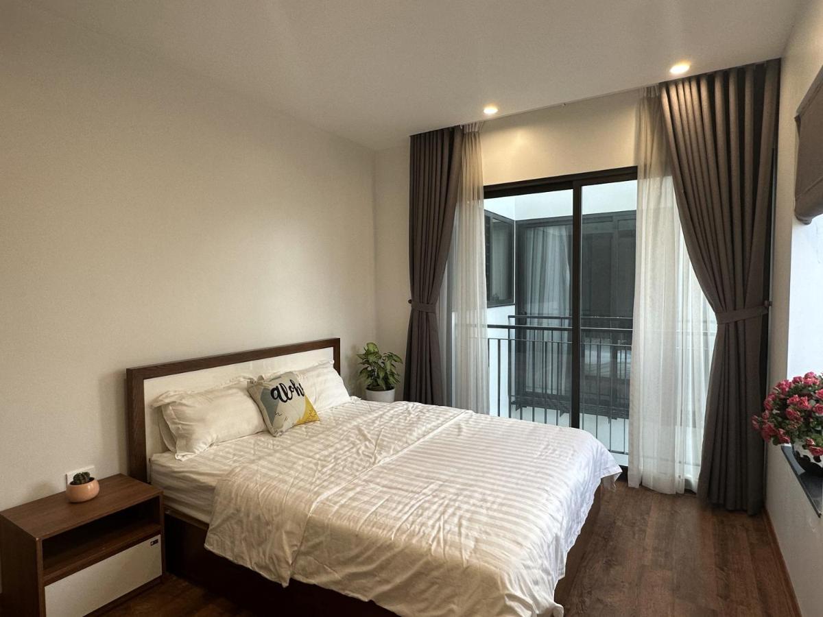 Apartment Luxe Paradise Trinh Cong Son Hanoi