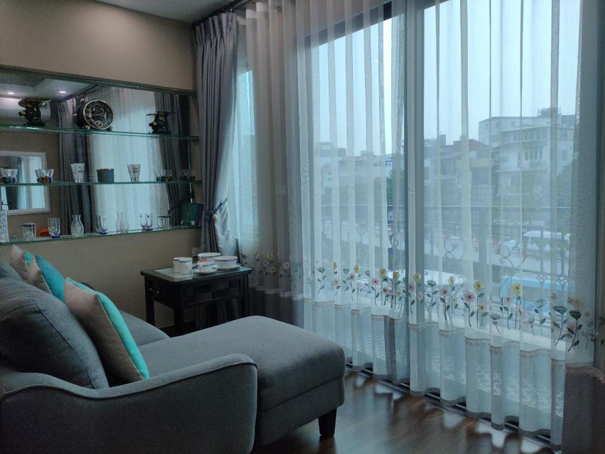 Guest house Homestay Nha Pho Ha Noi Sinsoledad - 437 Hong Ha Street Hanoi