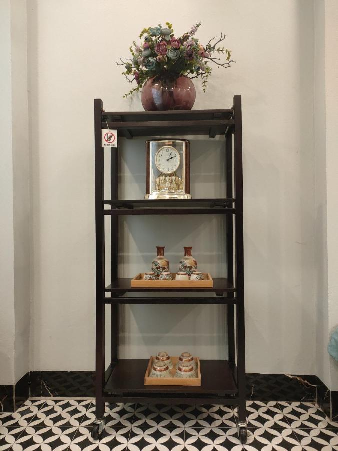 Guest house Homestay Nha Pho Ha Noi Sinsoledad - 437 Hong Ha Street *