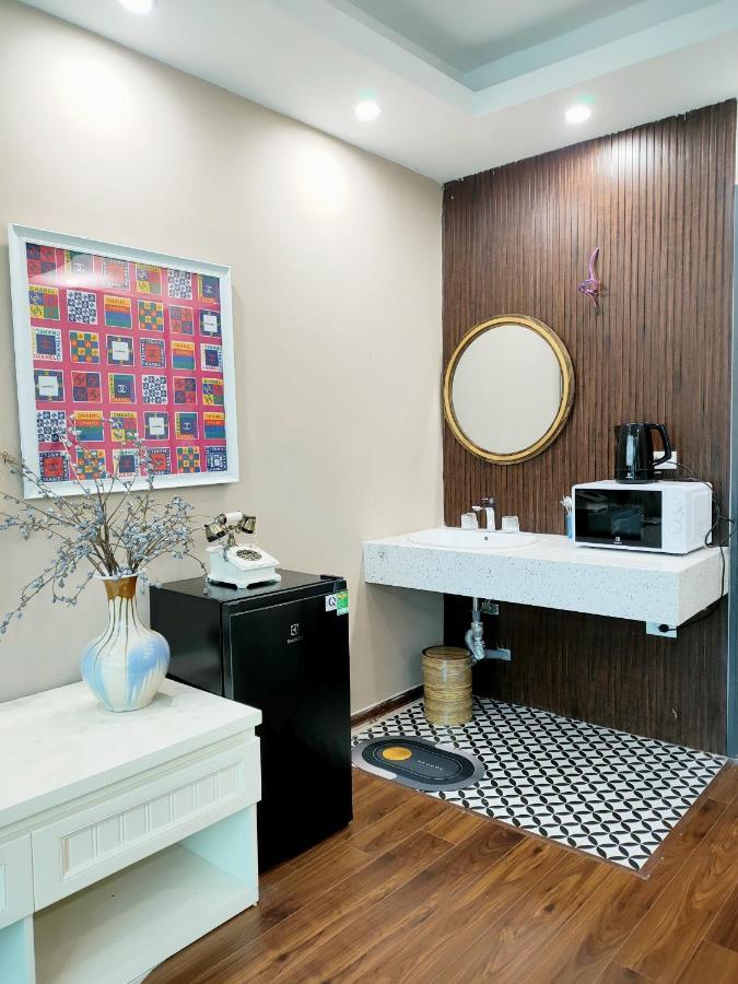 Homestay Nha Pho Ha Noi Sinsoledad - 437 Hong Ha Street Guest house