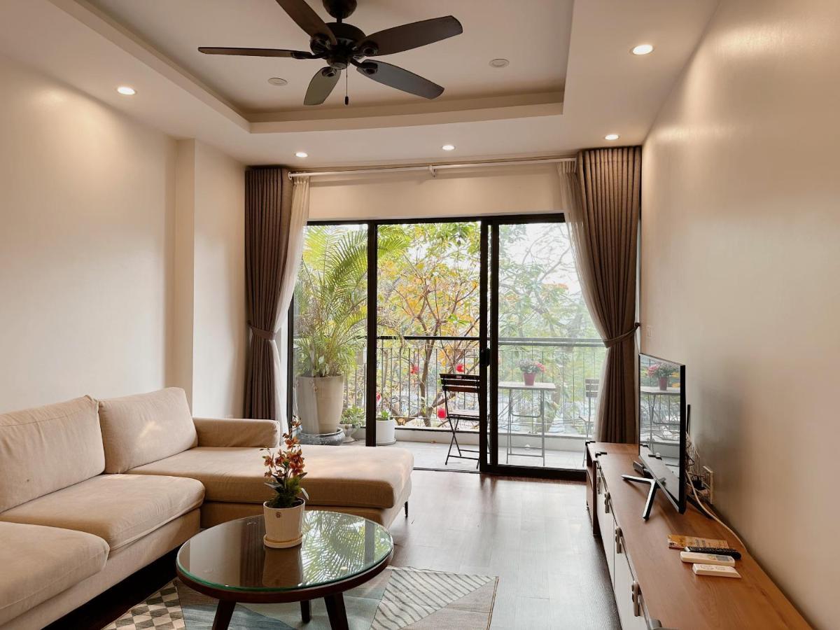 Luxe Paradise Trinh Cong Son