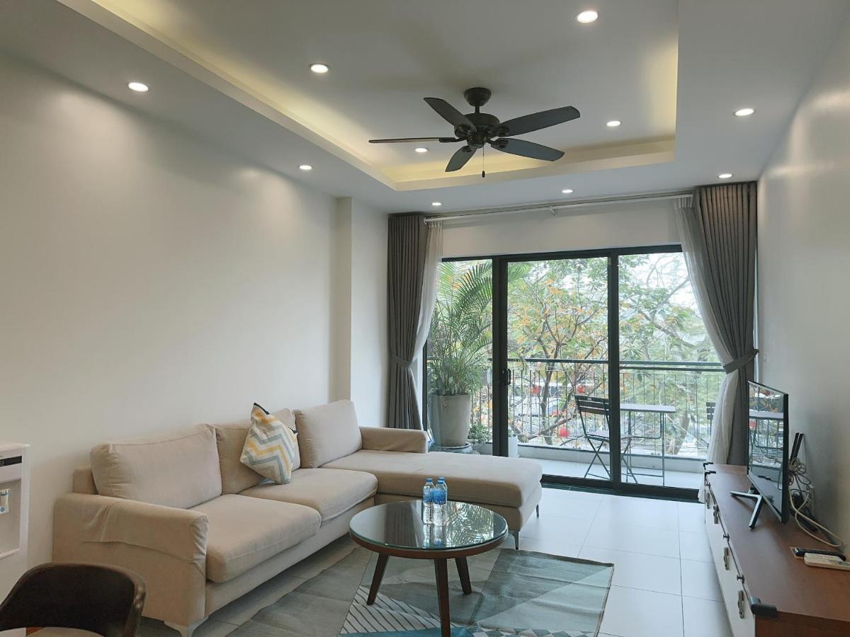 Luxe Paradise Trinh Cong Son Hanoi