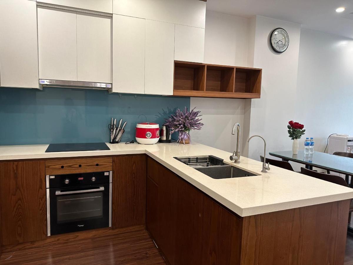 Apartment Luxe Paradise Trinh Cong Son *