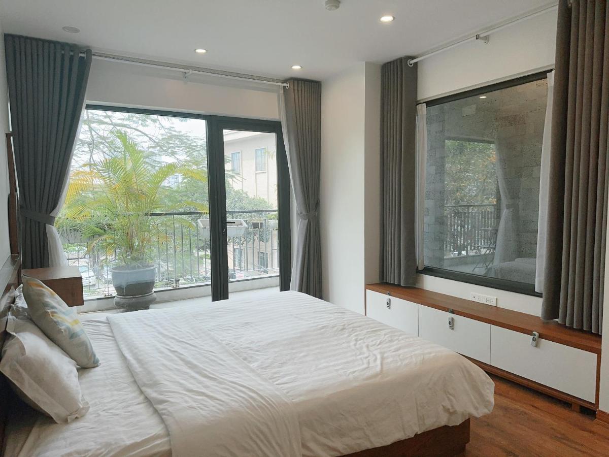 Luxe Paradise Trinh Cong Son