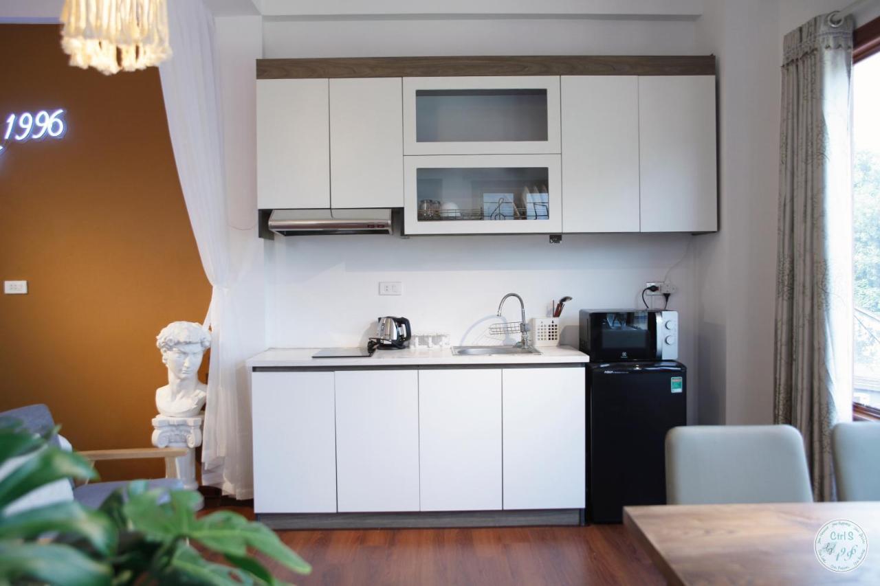 Apartment The Center Gem: Lakeside Retreat At Hoan Kiem