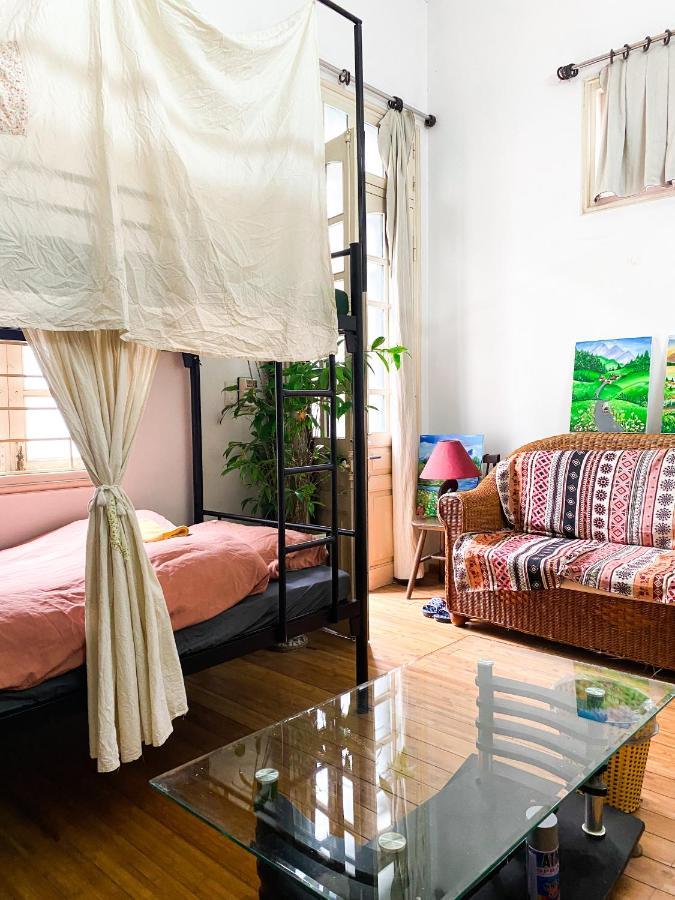 Frühstückspension Chu Nhat Cafe & Homestay - So 1 Ngach 38 Ngo 5 Tu Hoa, Tay Ho - Co So 2 *