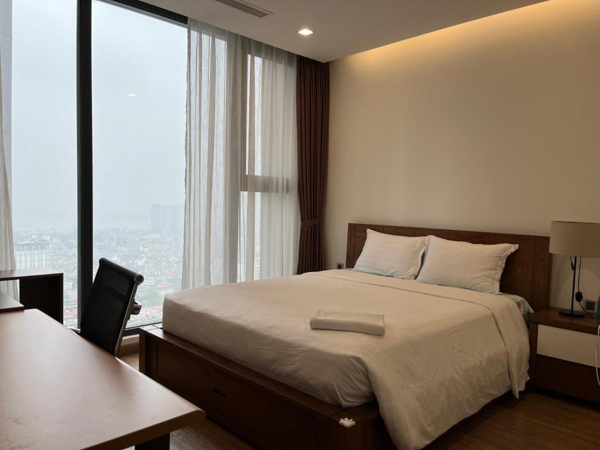 Vinhomes Metropolis Luxury 3br Near Lotte