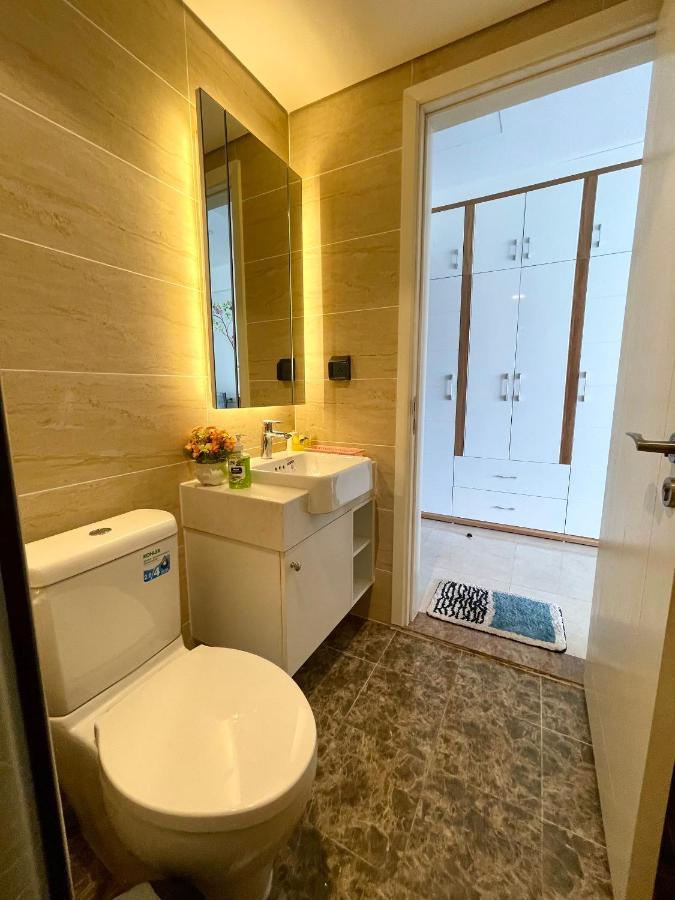 Apartment Vinhomes Dcapitale - *