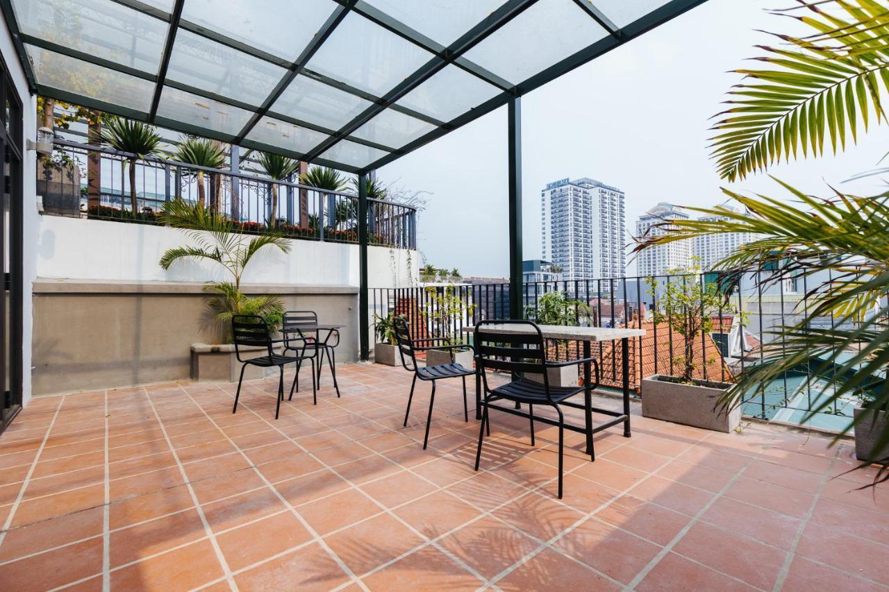 Luck 9 - Westlake Balcony * Hà Nội