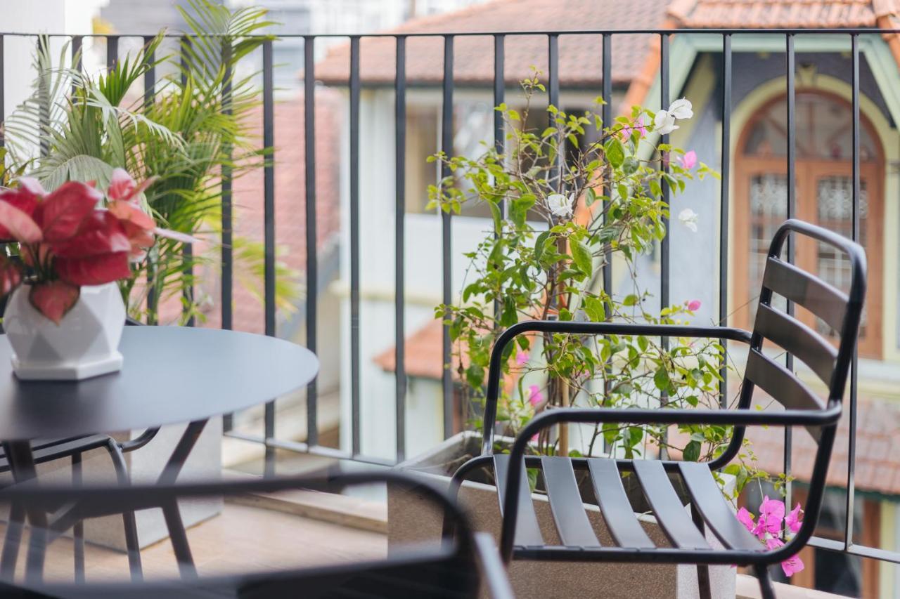 Luck 9 - Westlake Balcony Căn hộ