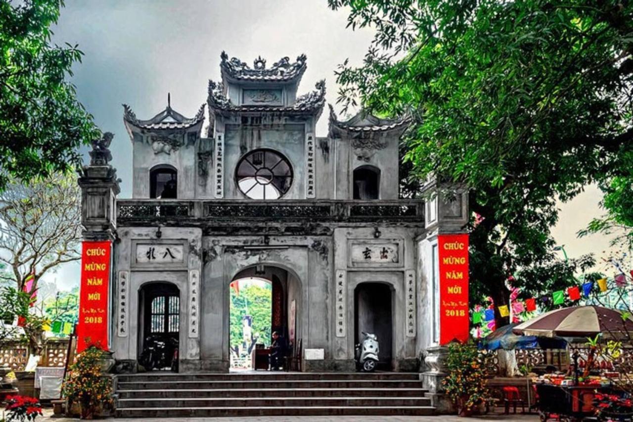 Luck 9 - Westlake Balcony * Hà Nội
