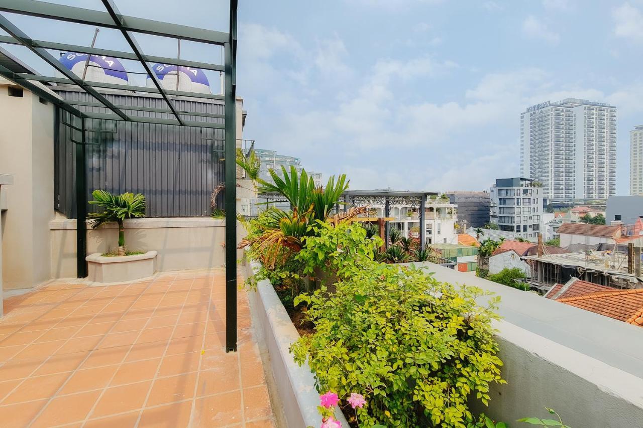 Luck 9 - Westlake Balcony Hà Nội