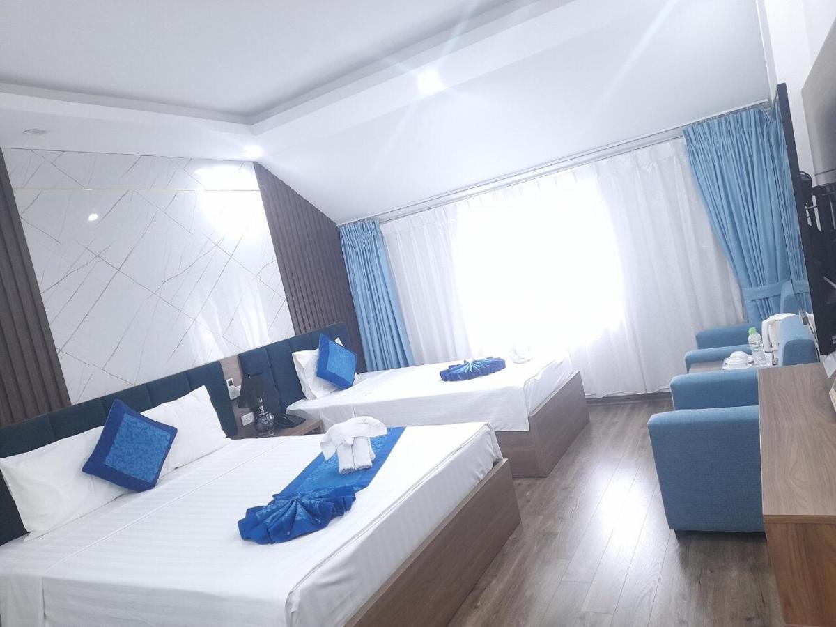 Aquarius Grand Hotel 3*