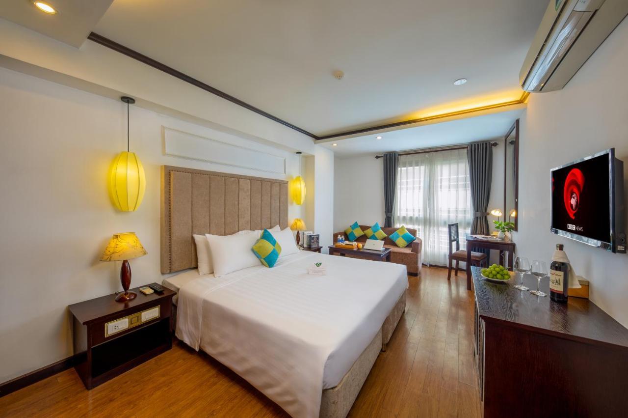 Babylon Grand & Hotel 4*