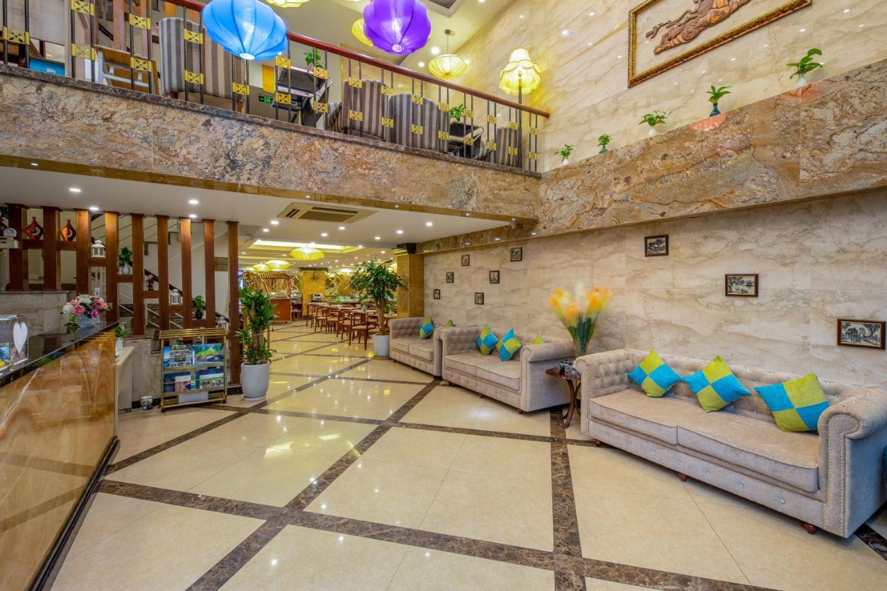 Hotel Babylon Grand &