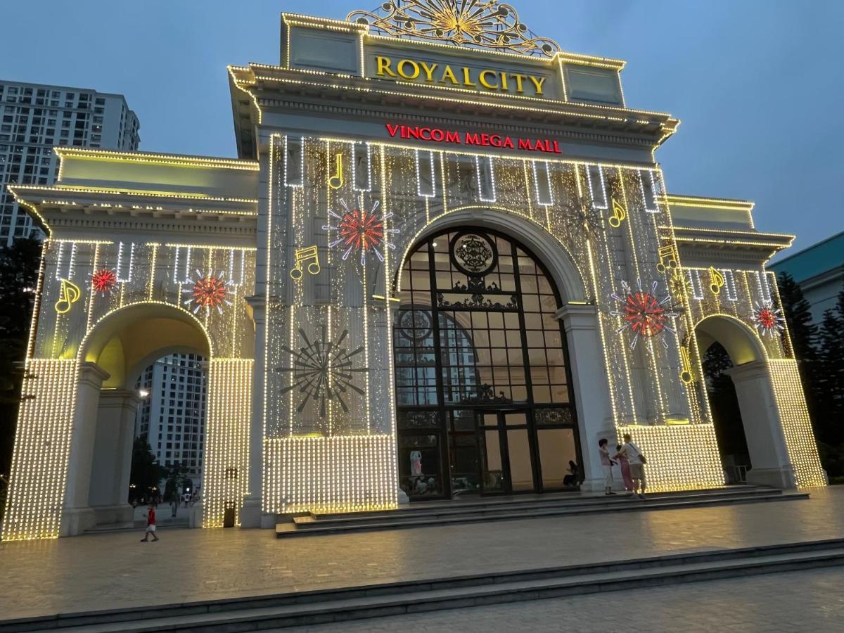 Căn hộ Vinhomes Royal 3 Br *