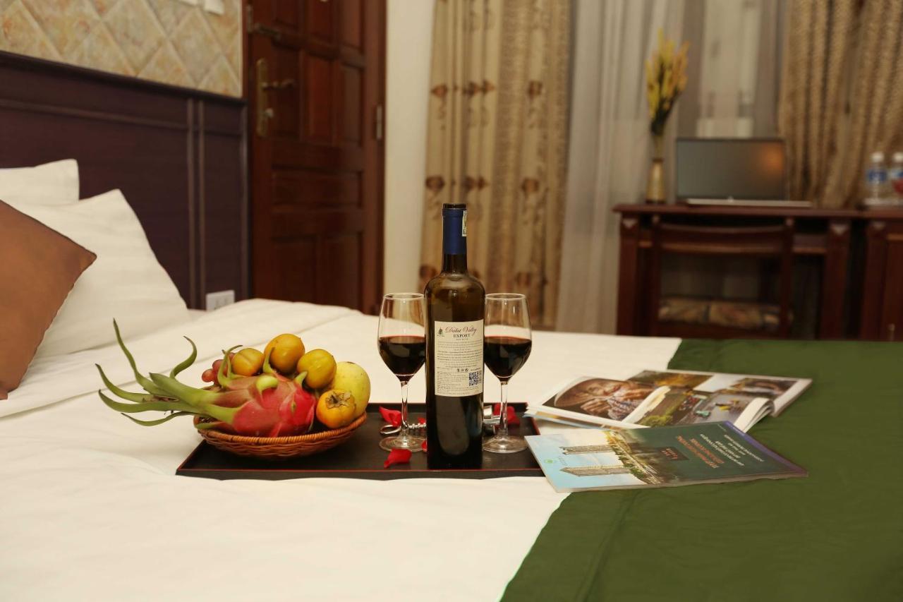 Hotel Golden Lotus &