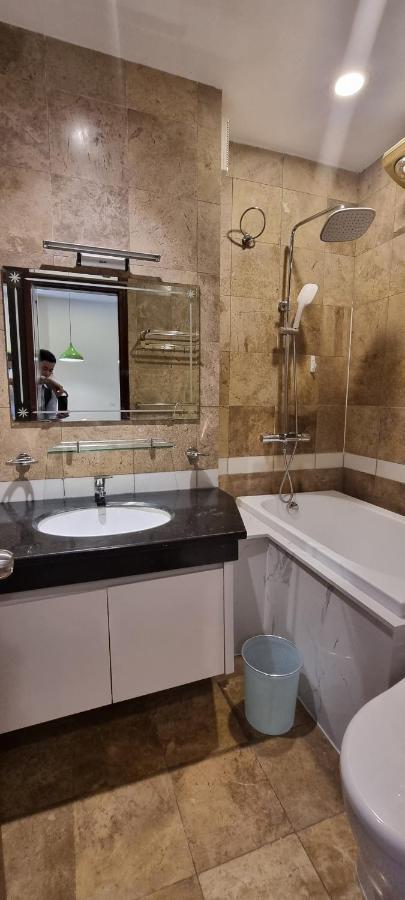 Ruby Serviced Lieu Giai * Hanoi